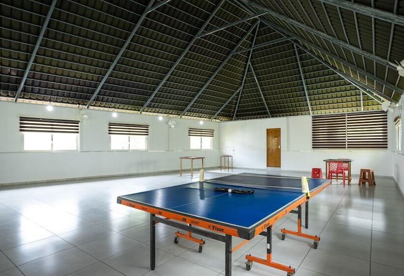 酒店 Star Emirates Luxury Resort And Spa, Munnar