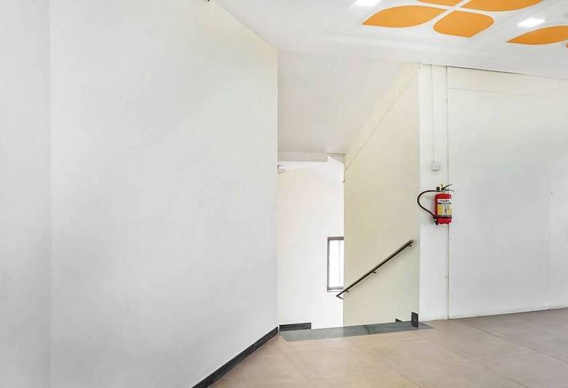 בית מלון כפרי Treebo Trip Megmalhar