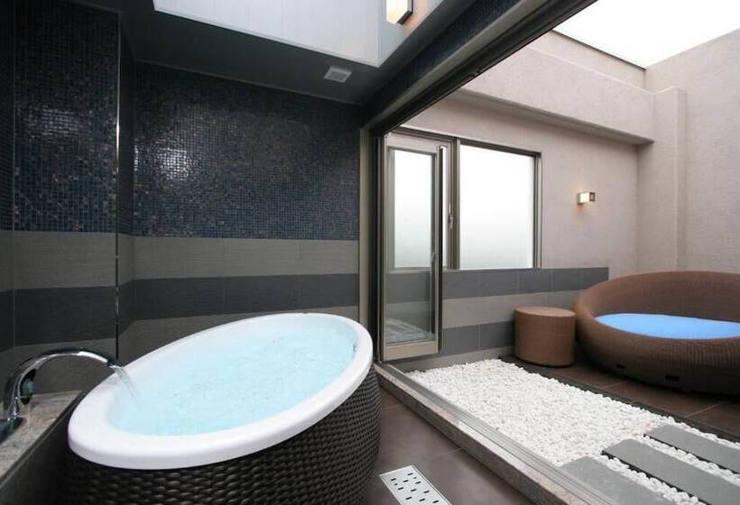 호텔 W Adults Only