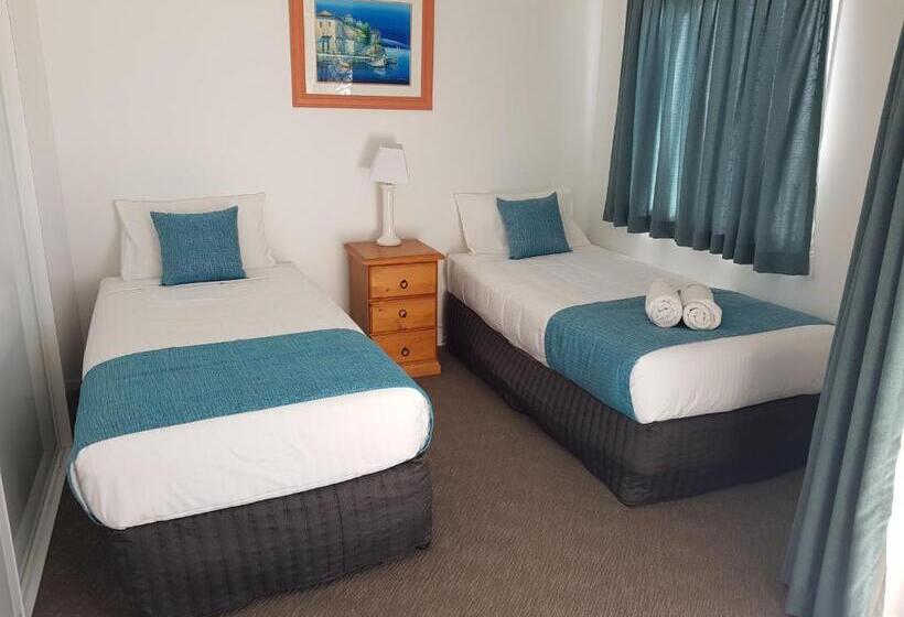 Kings Way Apartments