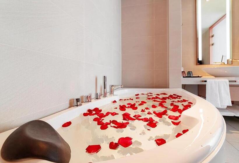 Lavande Hotel Xining Xigang