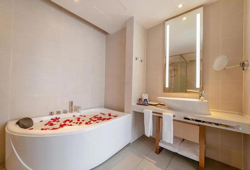 Lavande Hotel Xining Xigang