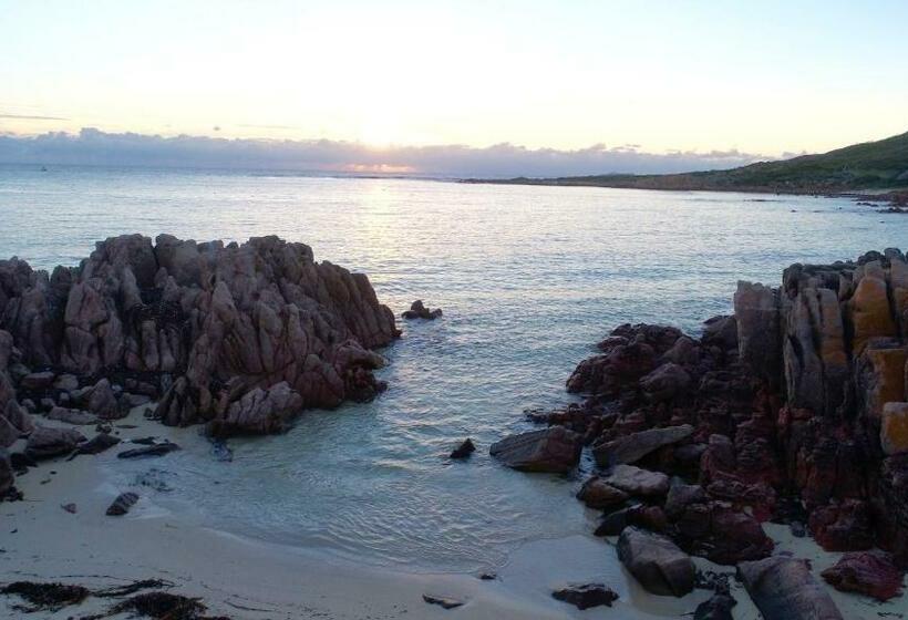 Margaret River Beach Apartments