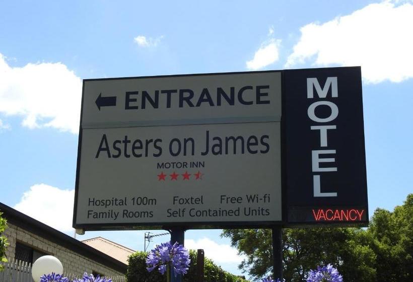 مُتل Asters On James Motor Inn