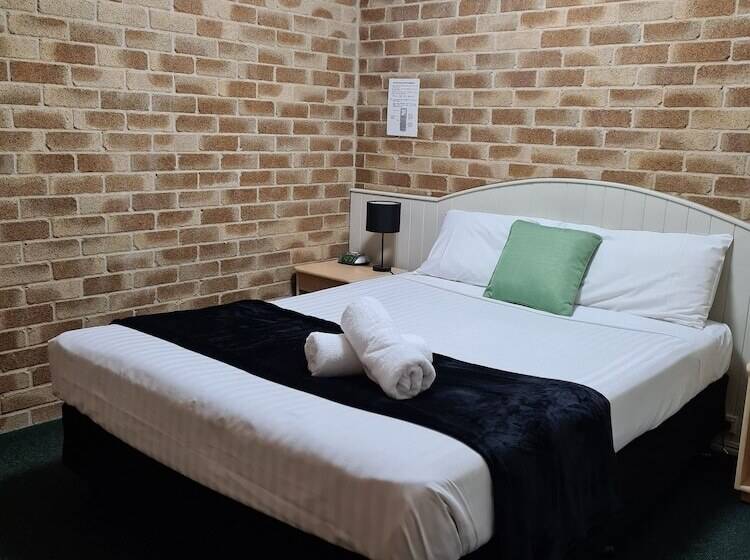 モーテル Country Gardens Motor Inn