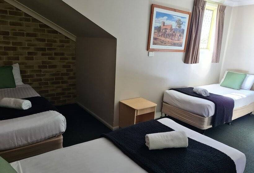 モーテル Country Gardens Motor Inn