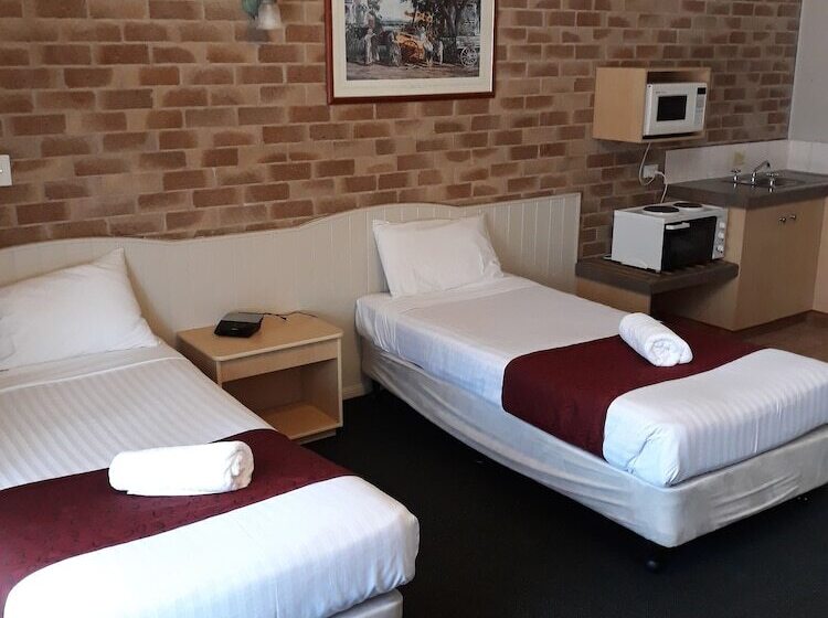 モーテル Country Gardens Motor Inn