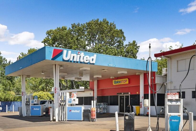 مُتل Riverview Tourist Village