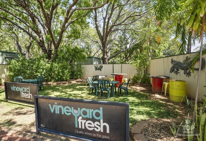 مُتل Riverview Tourist Village