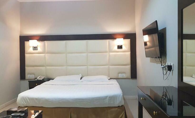 Nozul Al Tout Furnished Apartments