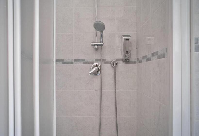 بنسيون 2 Passi Dal Mare