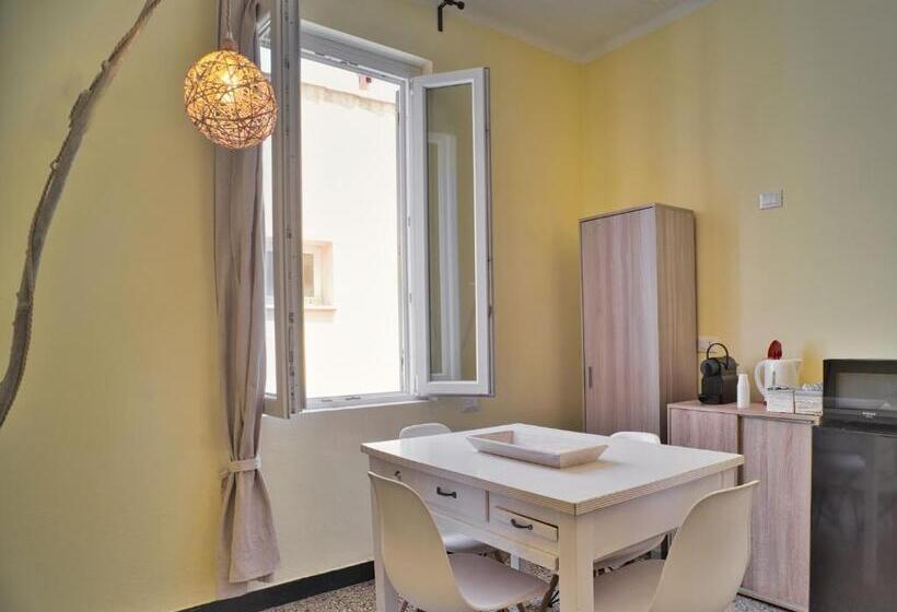 بنسيون 2 Passi Dal Mare