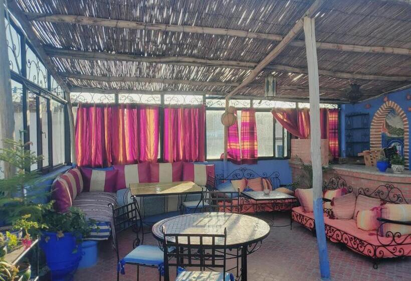 پانسیون Blue City