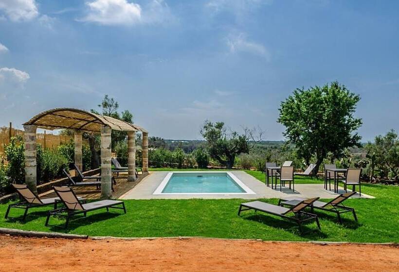 פנסיון Camera Standard In Resort Con Piscina