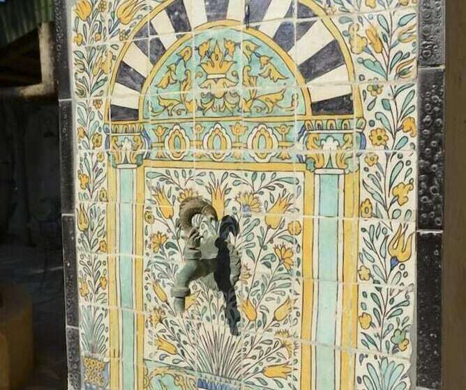 پانسیون Carthage Hill