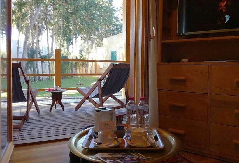 پانسیون Carthage Hill