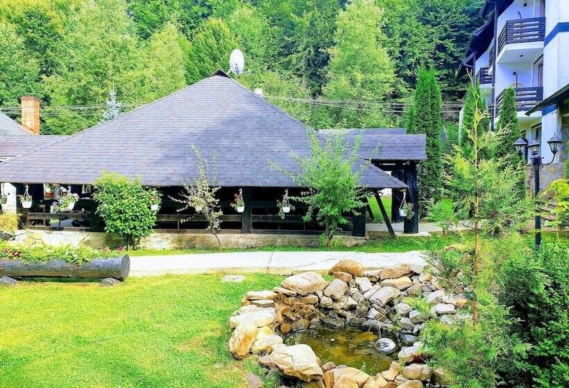 Пансион Casa Octavian