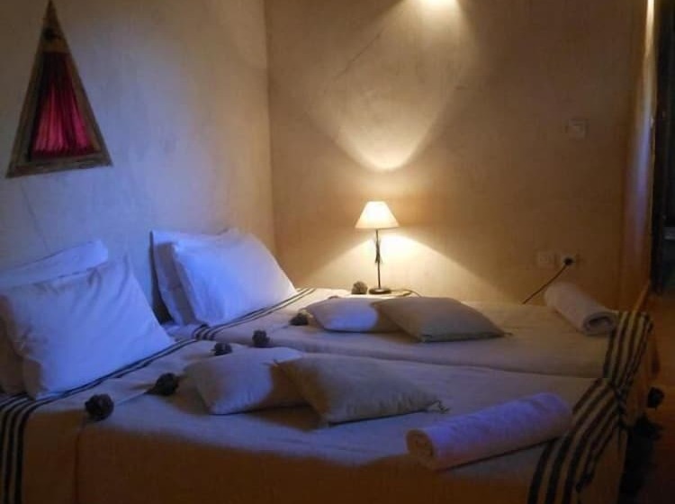 پانسیون Dar Achorafa