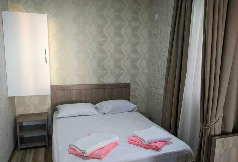 پانسیون Guest House Iberia