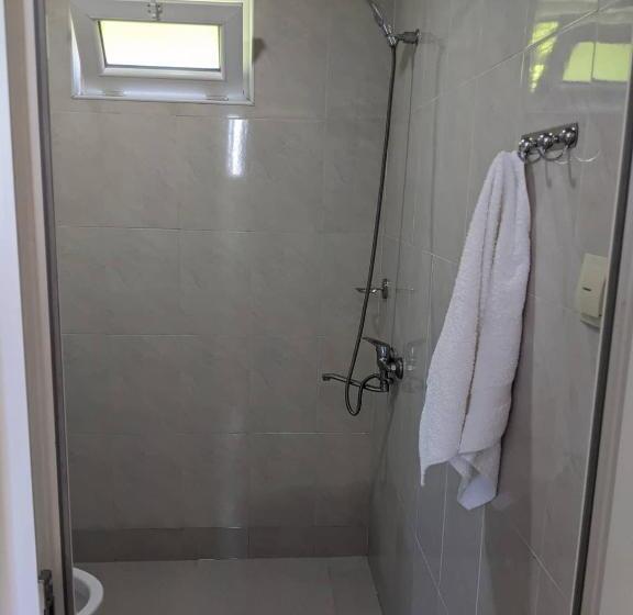 پانسیون Guest House Iberia