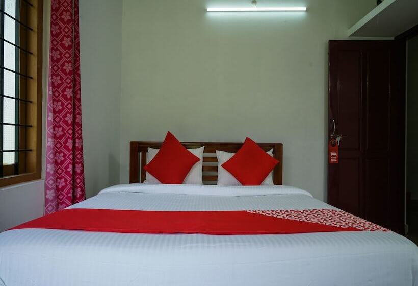 Пансион Le Grand By Oyo Rooms