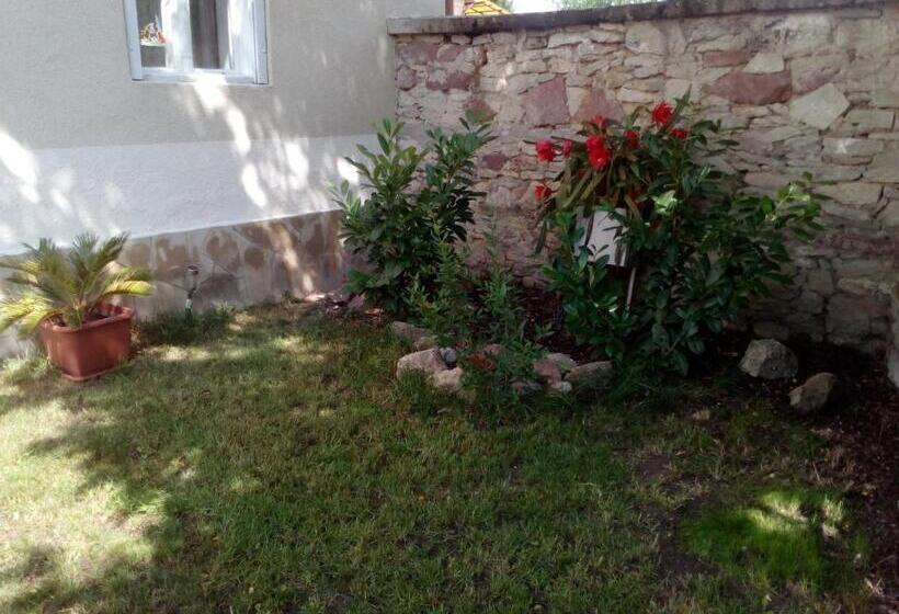 Пансион Nosztalgia Vendégház