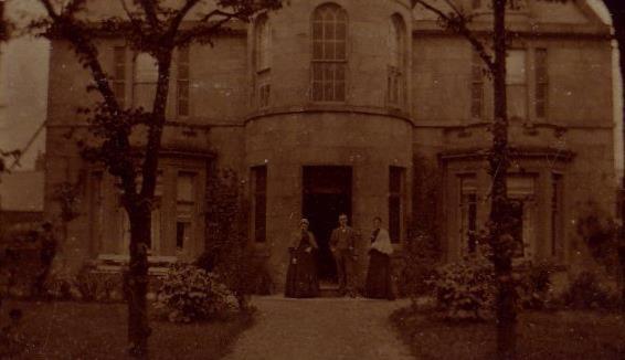 بنسيون The Limes Guest House