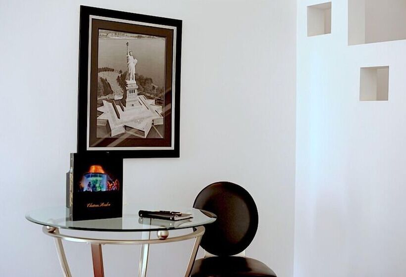 Chateau Avalon Hotel & Spa