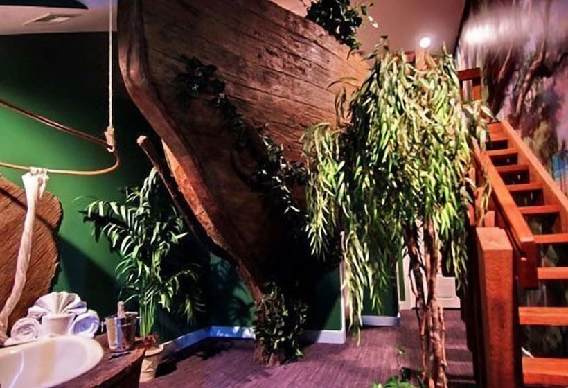 Chateau Avalon Hotel & Spa