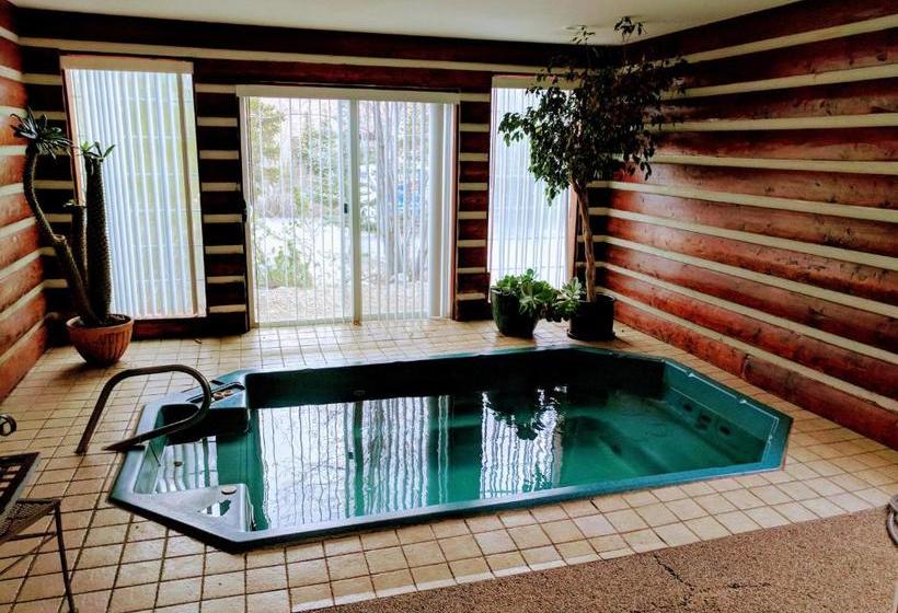 ホテル 3 Peaks Lodge