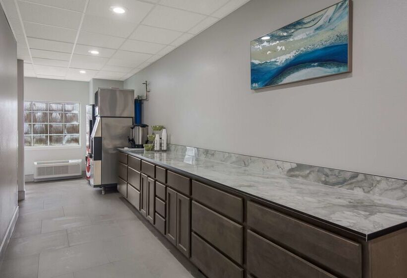 هتل Americas Best Value Inn And Suites Lake Charles