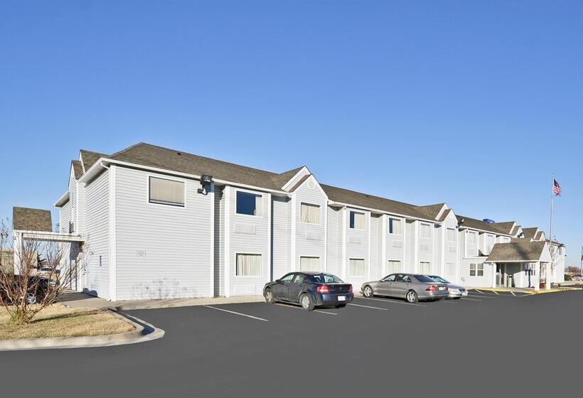 Отель Americas Best Value Inn And Suites Ada