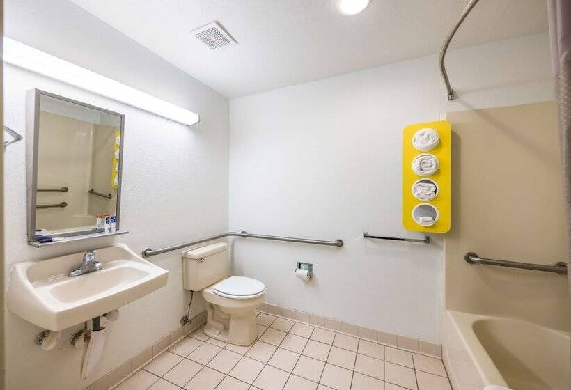 בית מלון כפרי Americas Best Value Inn & Suites Brunswick