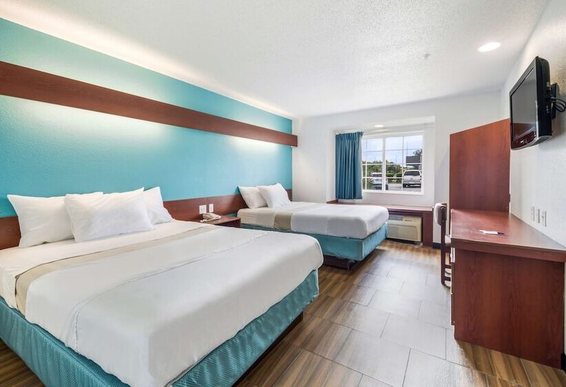 בית מלון כפרי Americas Best Value Inn & Suites Brunswick