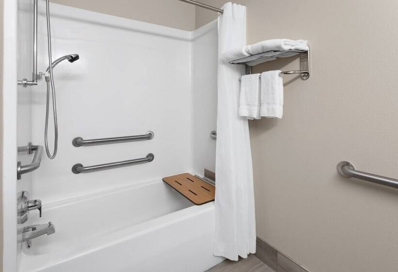 فندق Americas Best Value Inn & Suites Racine