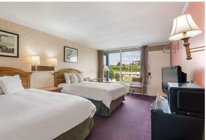 בית מלון כפרי Americas Best Value Inn Wytheville