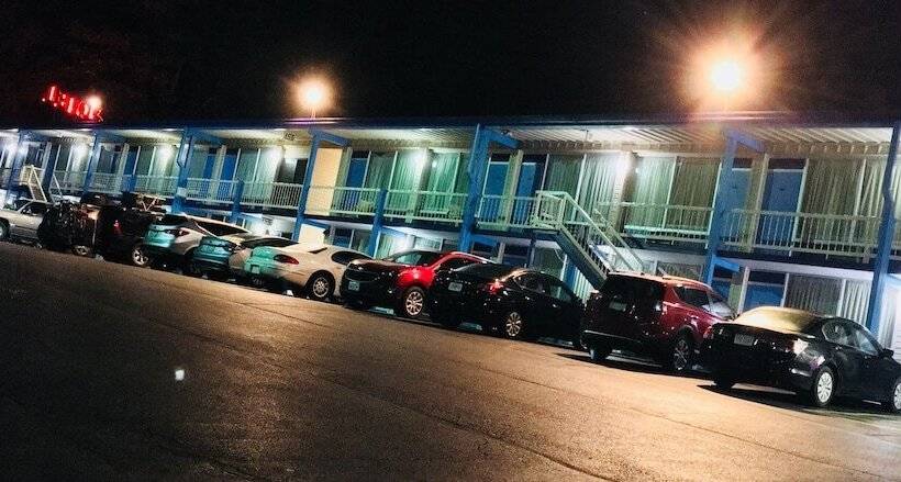 בית מלון כפרי Americas Best Value Inn Wytheville