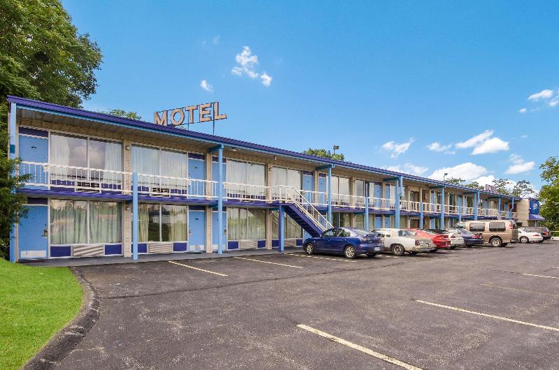 בית מלון כפרי Americas Best Value Inn Wytheville