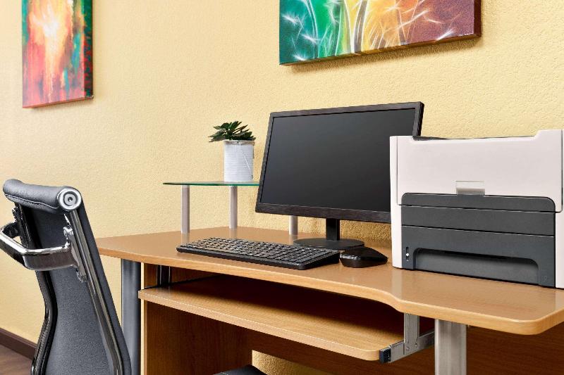 فندق Americinn By Wyndham Branson & Conference Center