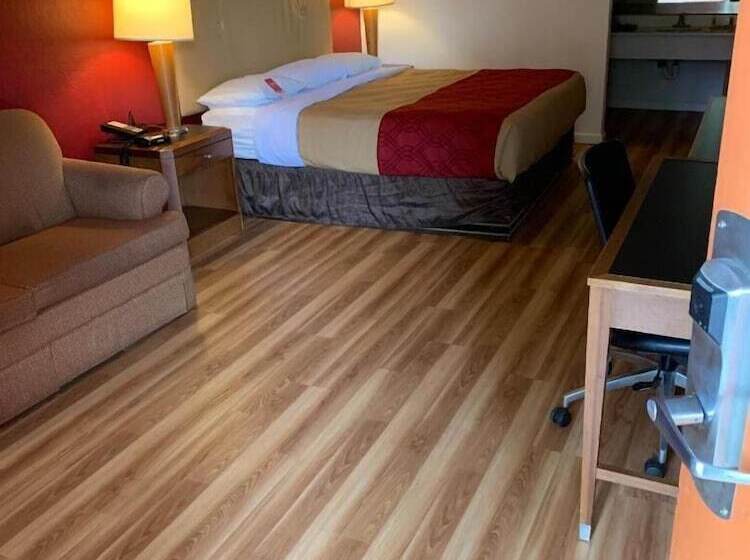 בית מלון כפרי Amerivu Inn & Suites   Gilbertsville