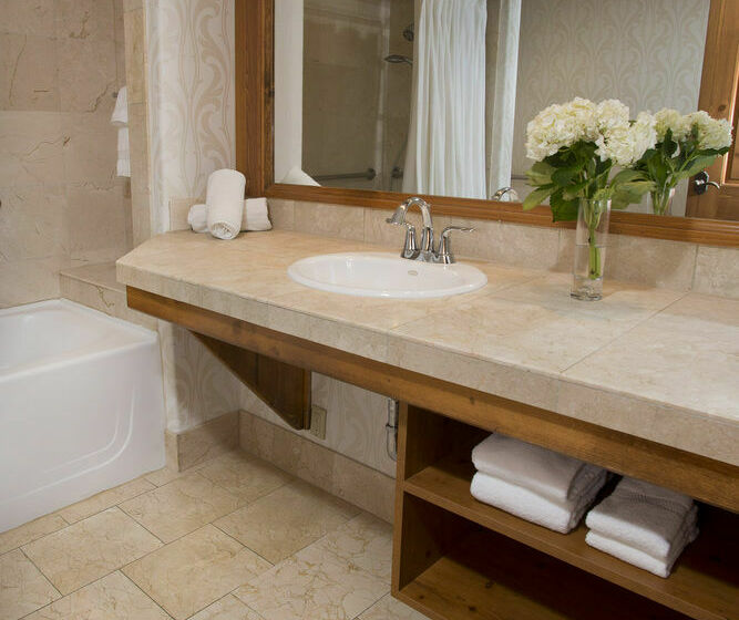 Отель Austria Haus