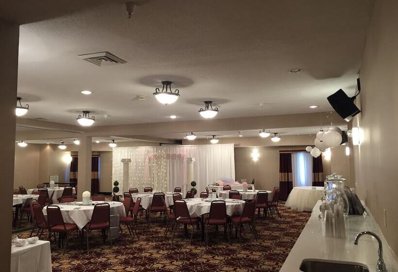 酒店 Baymont By Wyndham Auburn