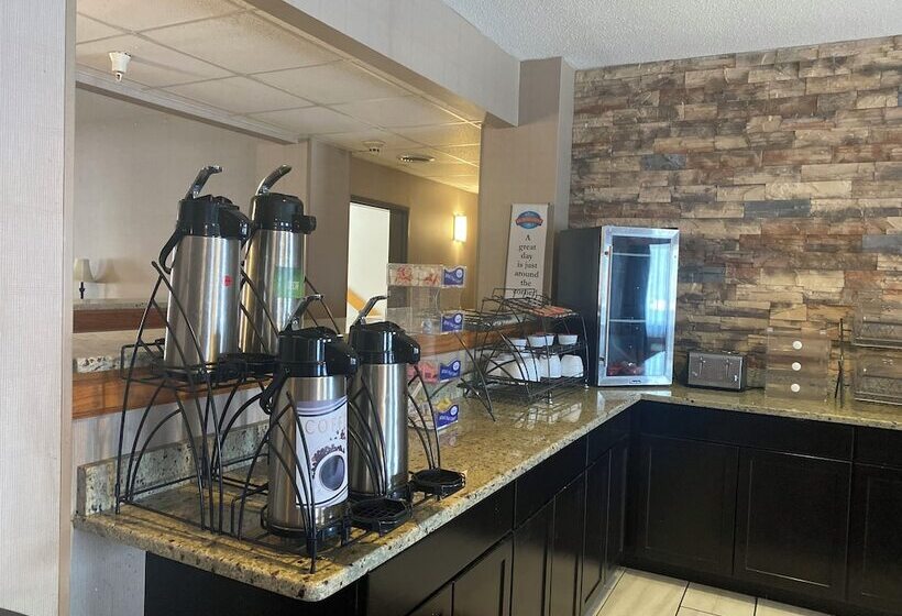 酒店 Baymont By Wyndham Auburn