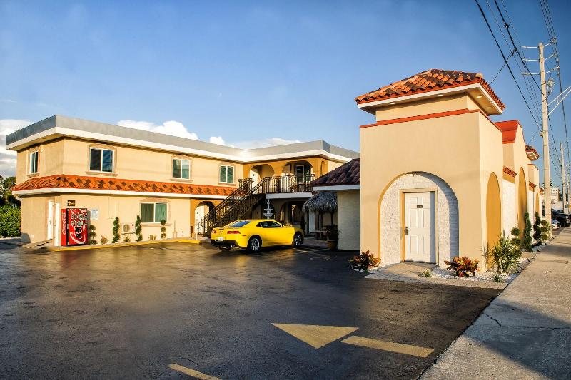 فندق Bayview Plaza Waterfront Resort