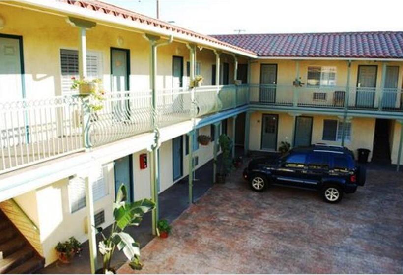 ホテル Bella Capri Inn And Suites