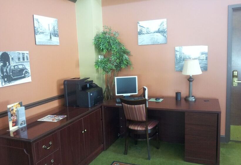 فندق Belvedere Inn Schenectady   Albany