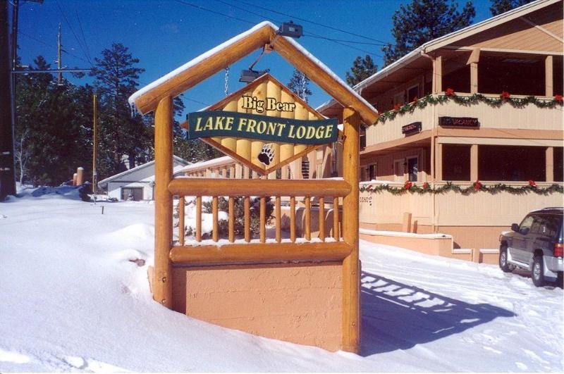酒店 Big Bear Lake Front Lodge