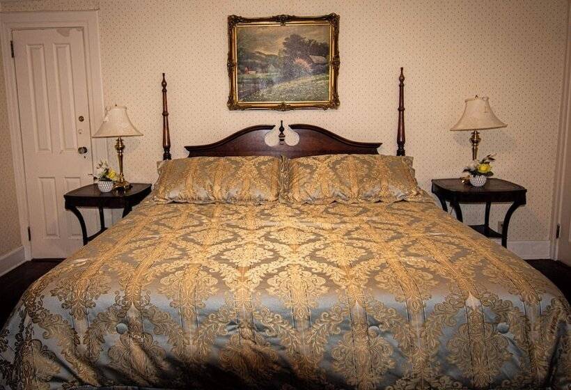 호텔 Blackberry River Inn