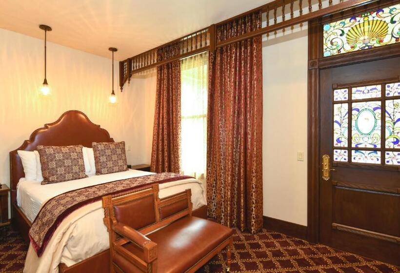 ホテル Blackbird Inn