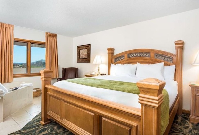 Отель Branson's Best